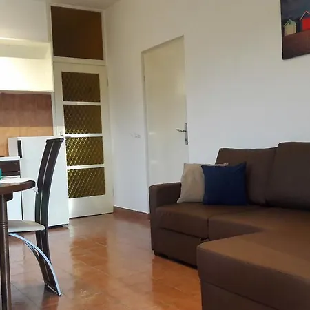 Countryside Family Retreat Σίμπενικ