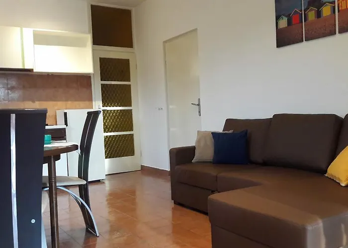 Countryside Family Retreat Sibenik