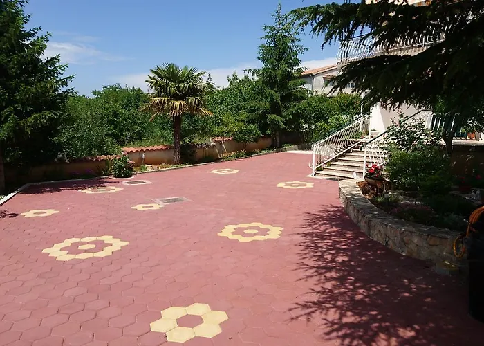 Countryside Family Retreat Sibenik